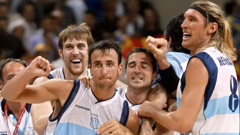Vidéo: Il y a 16 ans, l’incroyable buzzer beater de Manu Ginobili