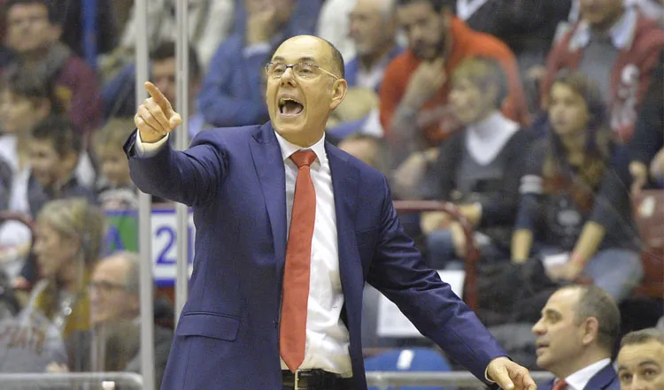 Italie: Luis Scola serait à l’origine du licenciement du coach Attilio Caja