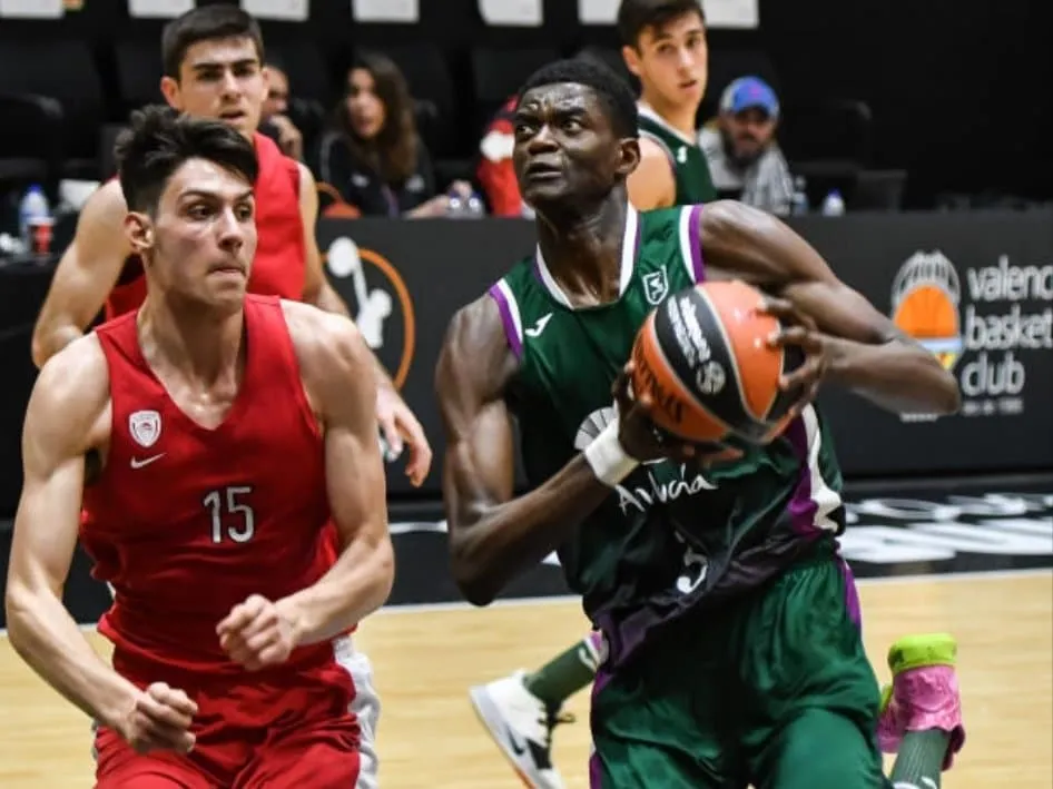 Espagne: Yannick Nzosa sur les traces de Ricky Rubio et Luka Doncic