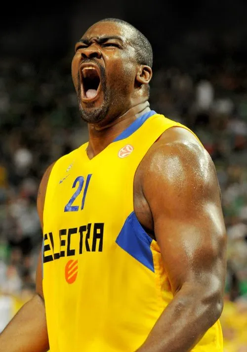 Grèce: Sofoklis « Baby Shaq » Schortsanitis prend sa retraite