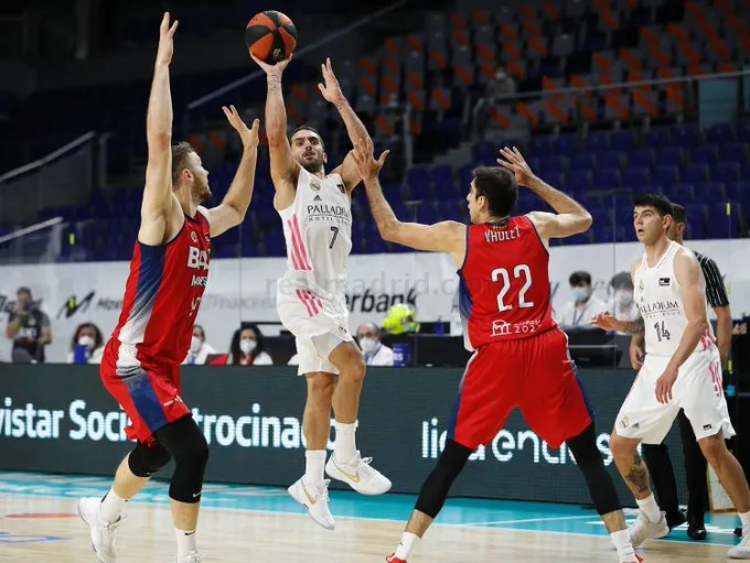 Vidéo: Les adieux de Facundo Campazzo au Real, le retour de Fabien Causeur