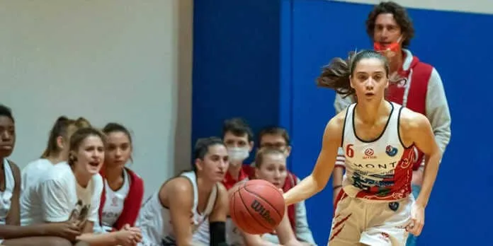 Féminines: Matilde Villa, une Italienne de 15 ans, à 36 points et 44 d’évaluation