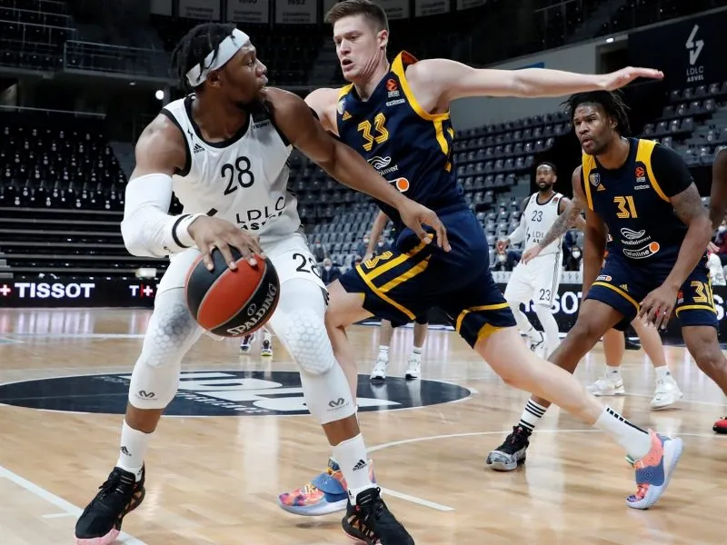 Guerschon Yabusele (ASVEL): « nous nous sentons bien en ce moment »