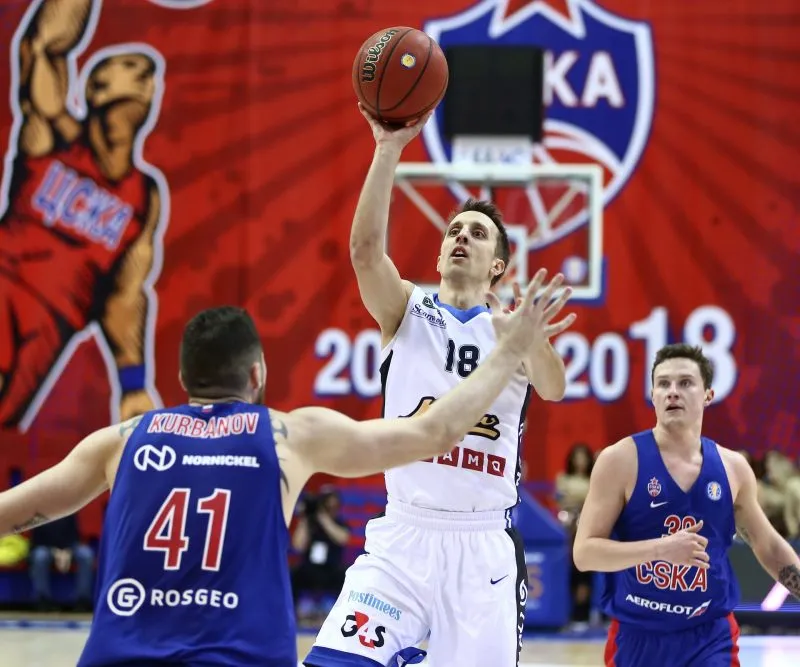 Vidéo: Les deux dernières minutes de CSKA Moscou vs Kalev Tallinn en VTB League