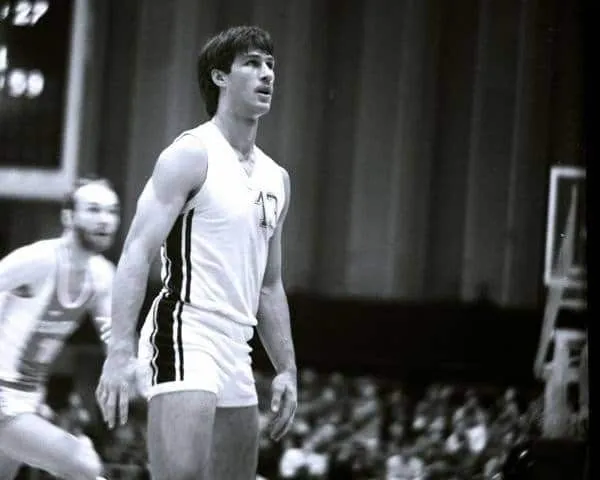 Sarunas Marciulionis et la finale de l’EuroBasket 87 : « Certains Grecs nous ont offert de l’argent, bien sûr que personne ne l’a accepté »