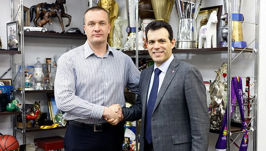 Euroleague : Le coach Dimitris Itoudis prolonge pour deux ans au CSKA Moscou