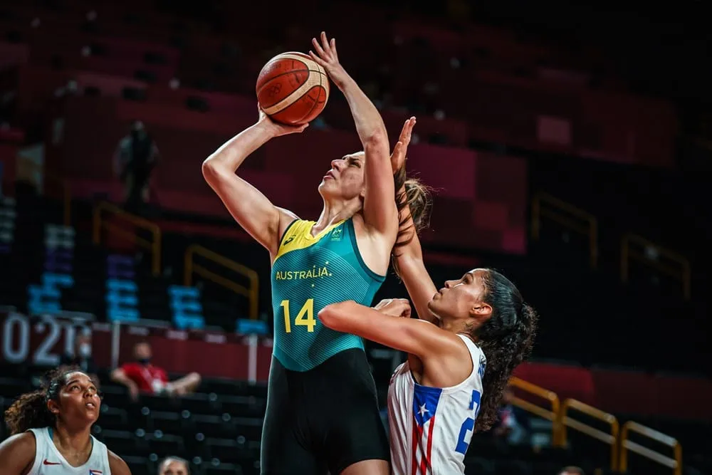 Marianna Tolo (Basket Landes) avec l’Australie contre la France