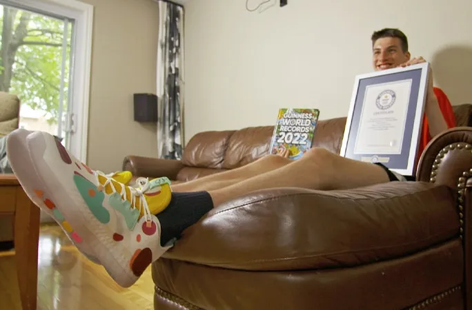 Le plus grand basketteur ado du monde : Olivier Rioux, Canadien, 15 ans, 2,27m