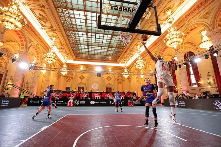Les photos : Quand le 3×3 se joue au Palais du Parlement de Bucarest