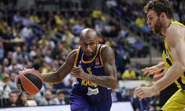 Tony Crocker pigiste médical de Jarell Eddie à Strasbourg