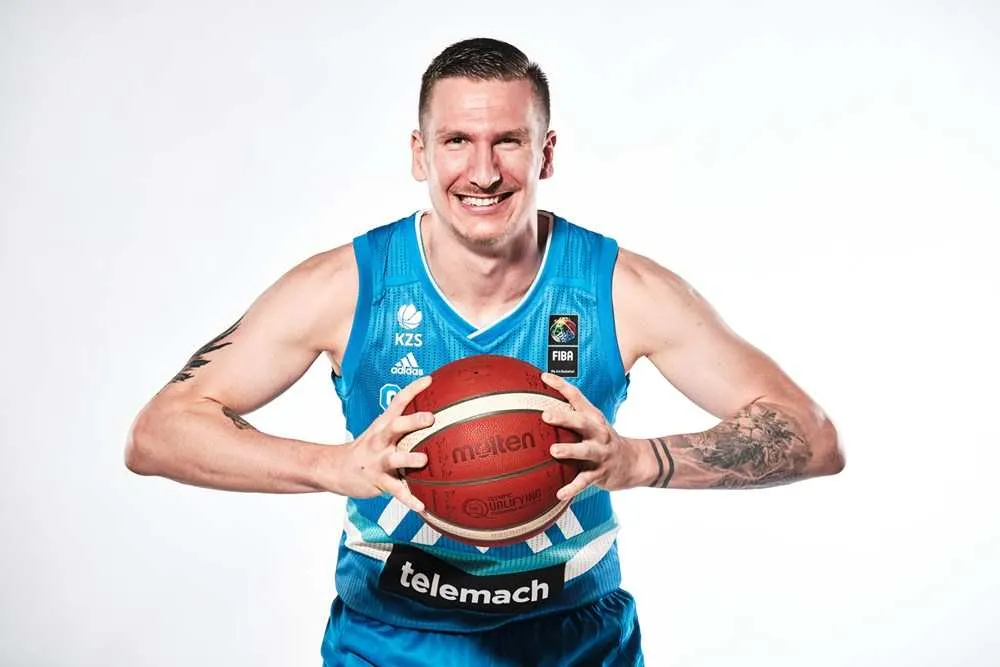 Pau recherche un pigiste médical pour Gregor Hrovat, blessé