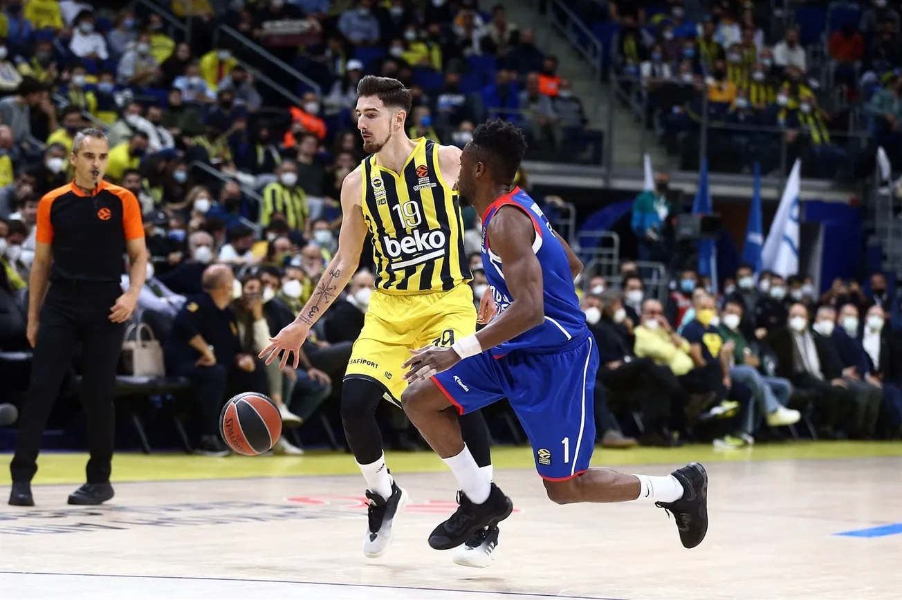 Euroleague : Nando De Colo est devenu le recordman à l’évaluation de tous les temps : « C’est assez incroyable ! »