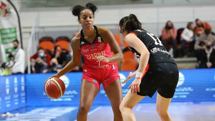 Lexie Brown (Charnay) s’empare du record de 3-points inscrits sur un match en Ligue Féminine !
