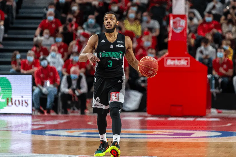 Brandon Jefferson à l’adresse de l’Elan Béarnais : « Payez vos dettes d’abord ! »
