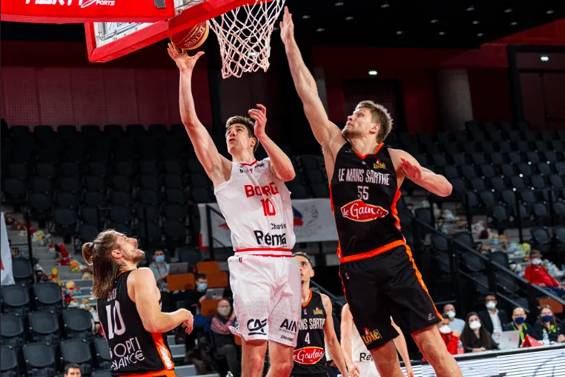 Victime d’une saison blanche, Luka Asceric (ex-Bourg) s’explique sur son départ de Wroclaw