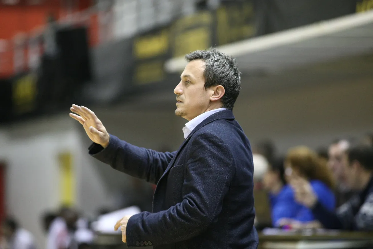 Rémi Giuitta quitte le banc de Fos Provence Basket après 18 années de bons et loyaux services !