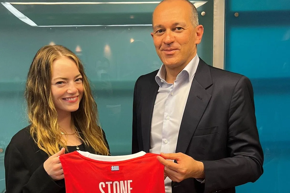 La photo : Emma Stone, l’autre star présente à Olympiakos-Monaco