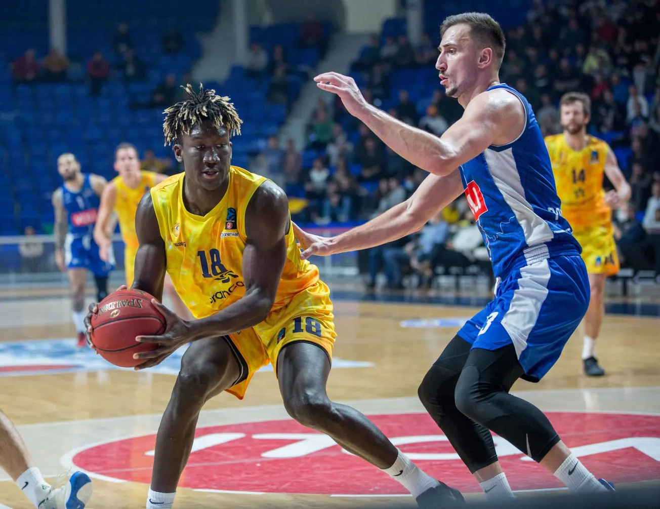 Eurocup : Khalifa Diop (Gran Canaria) décroche le trophée du meilleur jeune de la compétition