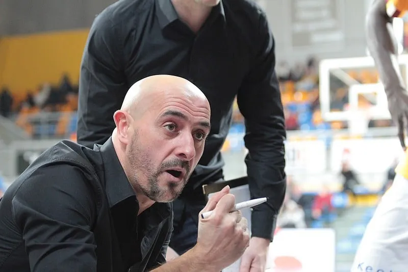 Germain Castano très remonté contre le scénario « incroyable et dramatique » qui fait descendre Orléans en Pro B