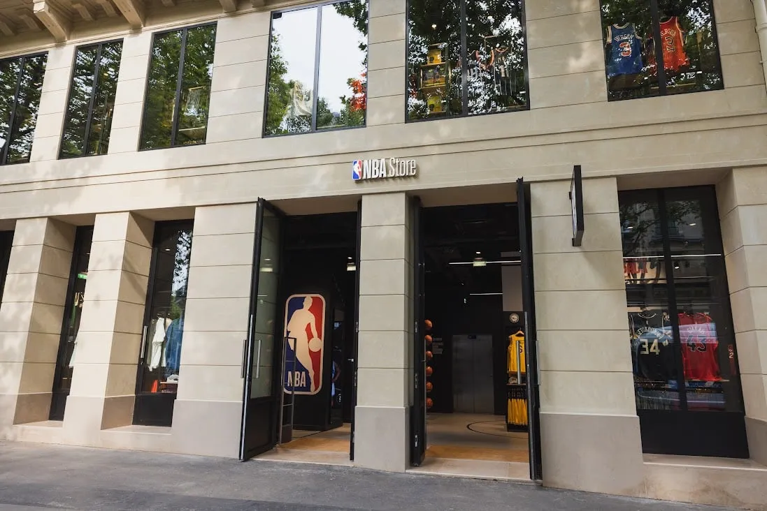 Ouverture aujourd’hui d’un NBA Store à Paris