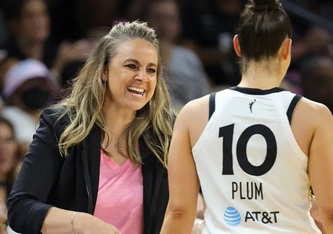 WNBA : Becky Hammon élue Coach of the Year