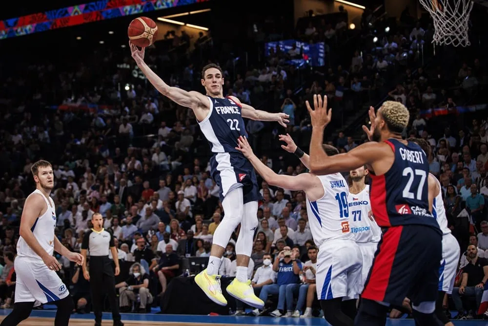 Les réactions après France vs. République tchèque – Vincent Collet : « Progresser sur les entames de matches »