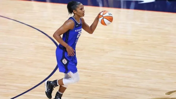 WNBA : Connecticut vainqueur, la finale se prolonge