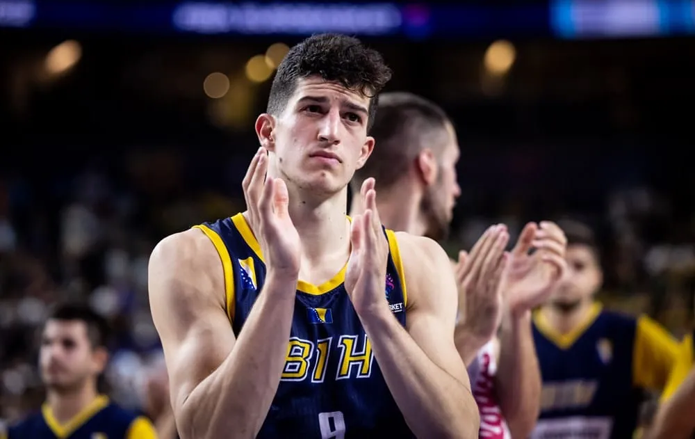 L’international bosnien Amar Gegic au Paris Basketball