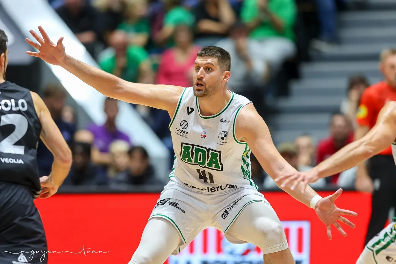 Fin de parcours pour le pivot Djordje Gagic à Blois