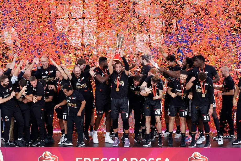 Italie : La Virtus Bologne remporte la Super Coupe
