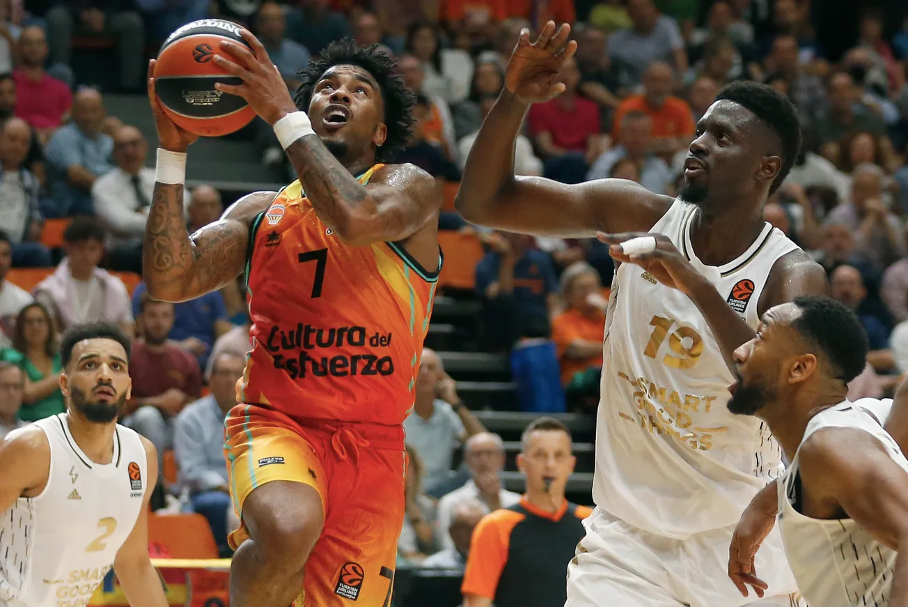 L’ASVEL résiste à Valence et débloque son compteur en Euroleague