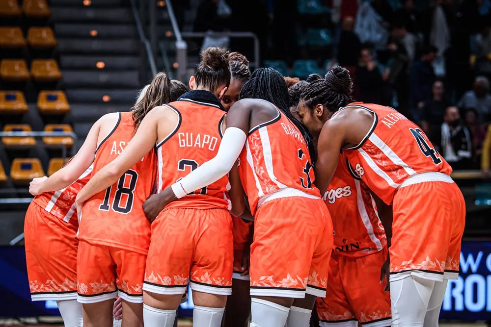 Vidéo : dans les coulisses de la défaite de Bourges à Basket Landes
