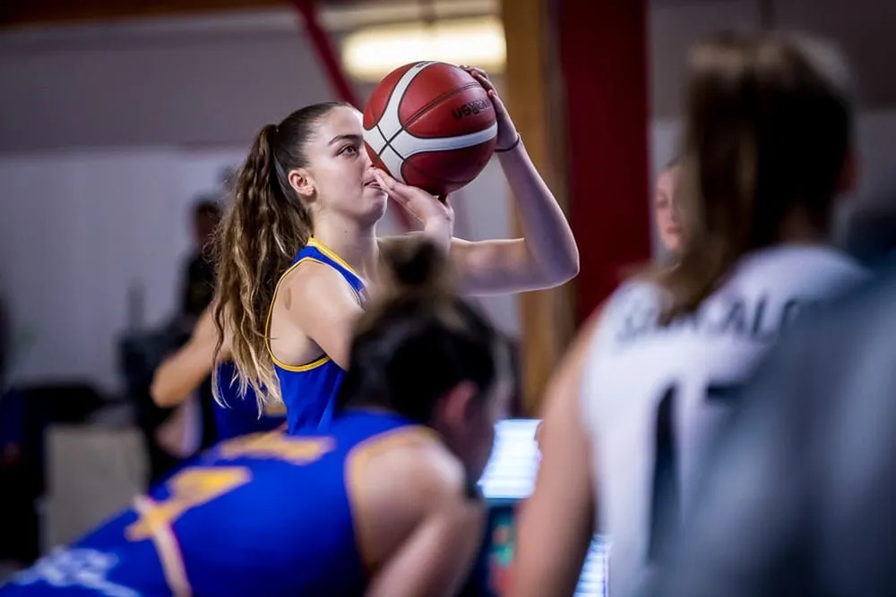 LFB : L’internationale U18 de Lattes-Montpellier Eléna Zemoura est out pour la saison