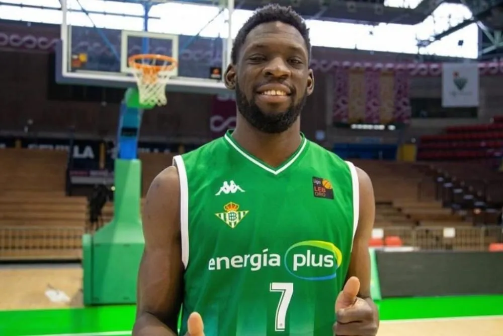 Espagne : Alcoolisé, Babatunde Olumuyiwa cause un accident de la route