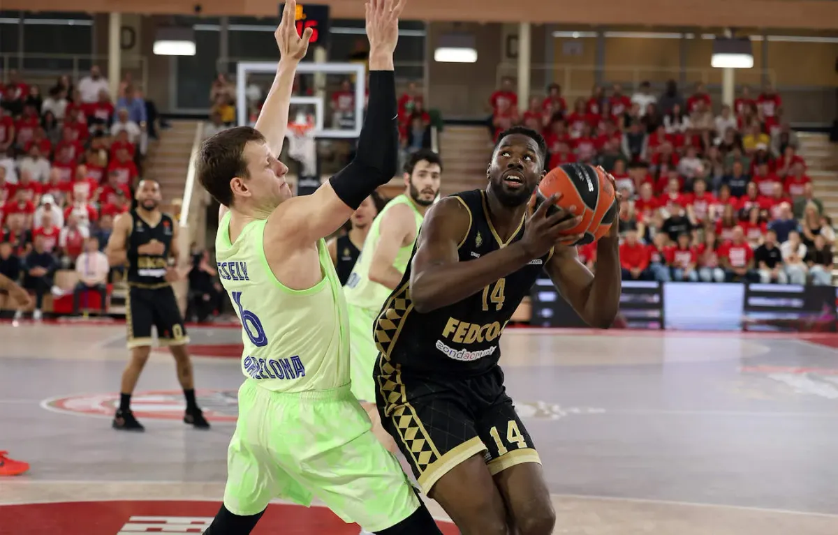 Euroleague : Shane Larkin et Mam Jaiteh co-MVP du match 2