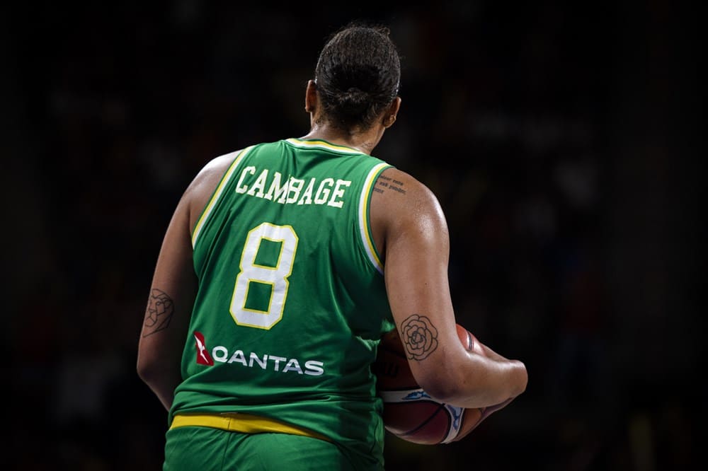 La reconversion lucrative de la basketteuse Liz Cambage sur OnlyFans