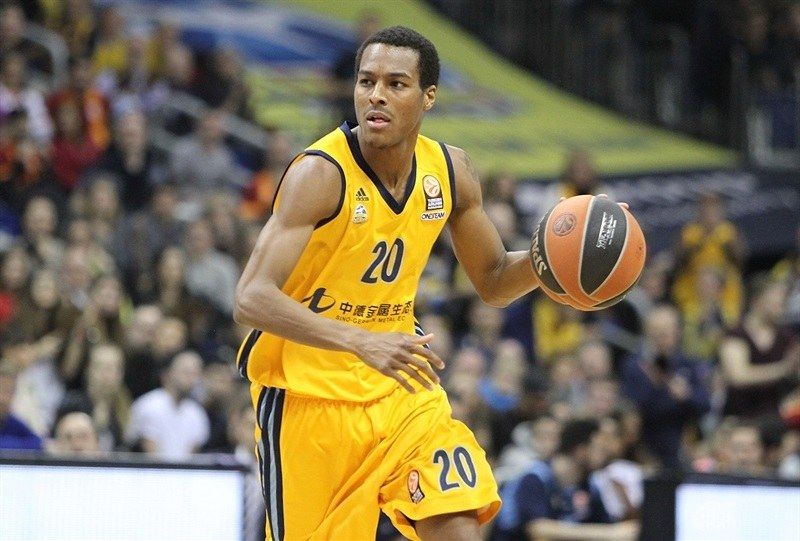 alex-renfroe-alba-berlin-eb14