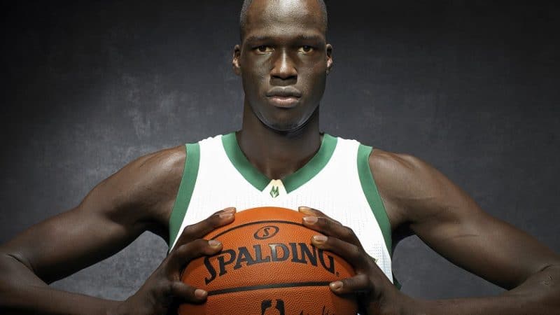 Australie: thon maker et matthew dellavedova (milwaukee bucks) pourraient rejoindre l’équipe nationale pour la fenêtre fiba de juin – basket europe