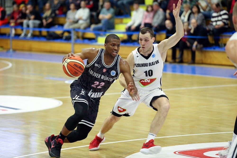 Cameron Wells (ex-Gravelines) à Boulazac en pigiste de Edgar Sosa